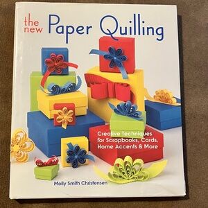 Vibrant‎ Paper Quilling Hardcover Guide 9”x10”